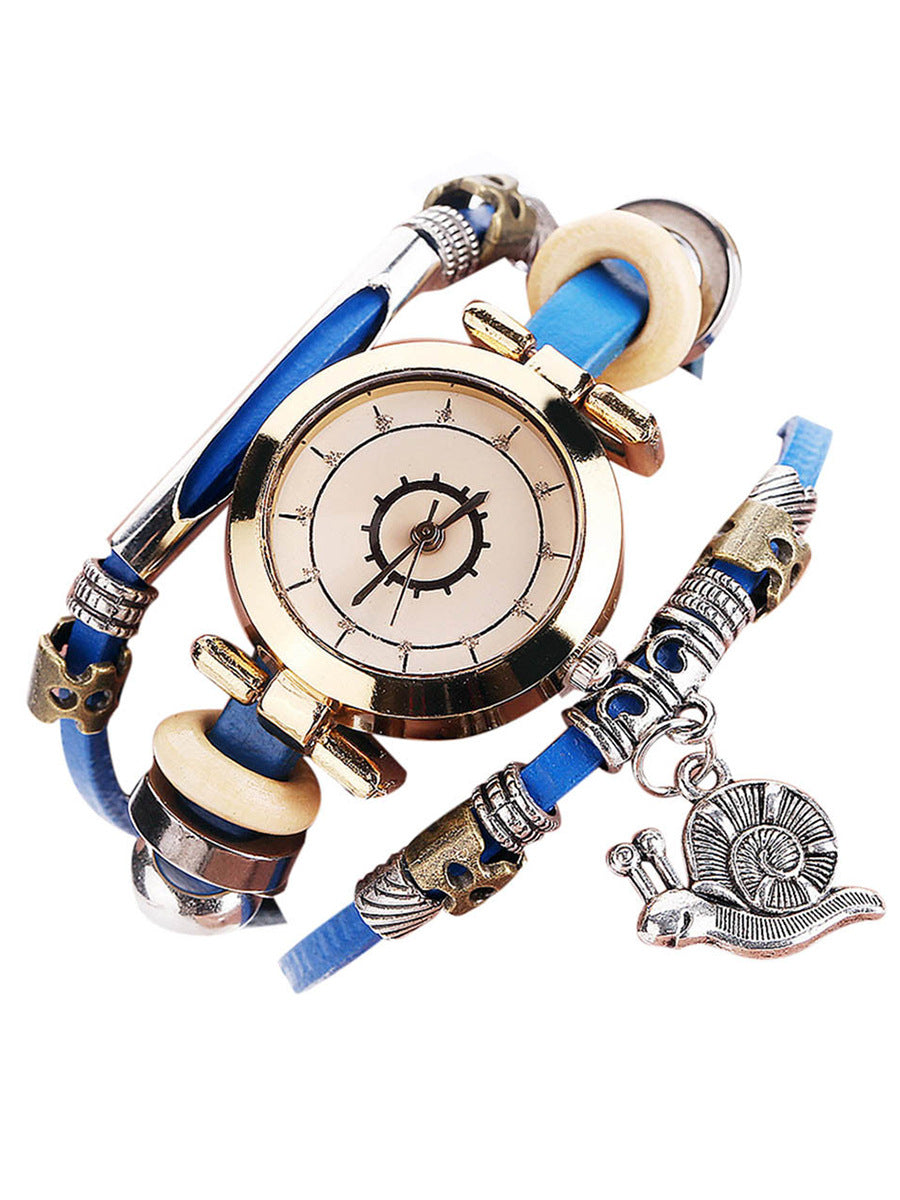 Vintage style women's watch with wristwatch, leather strap and snail pendant
