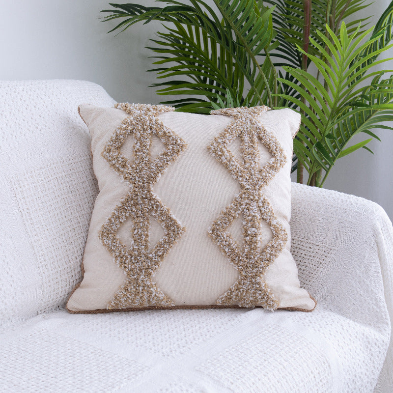 Knotted throw pillow with Moroccan fringe pattern for decorative pillow cases