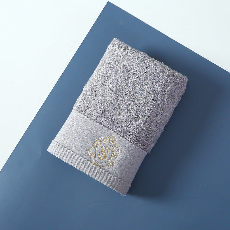 Five Star Hotel: Thick cotton towel