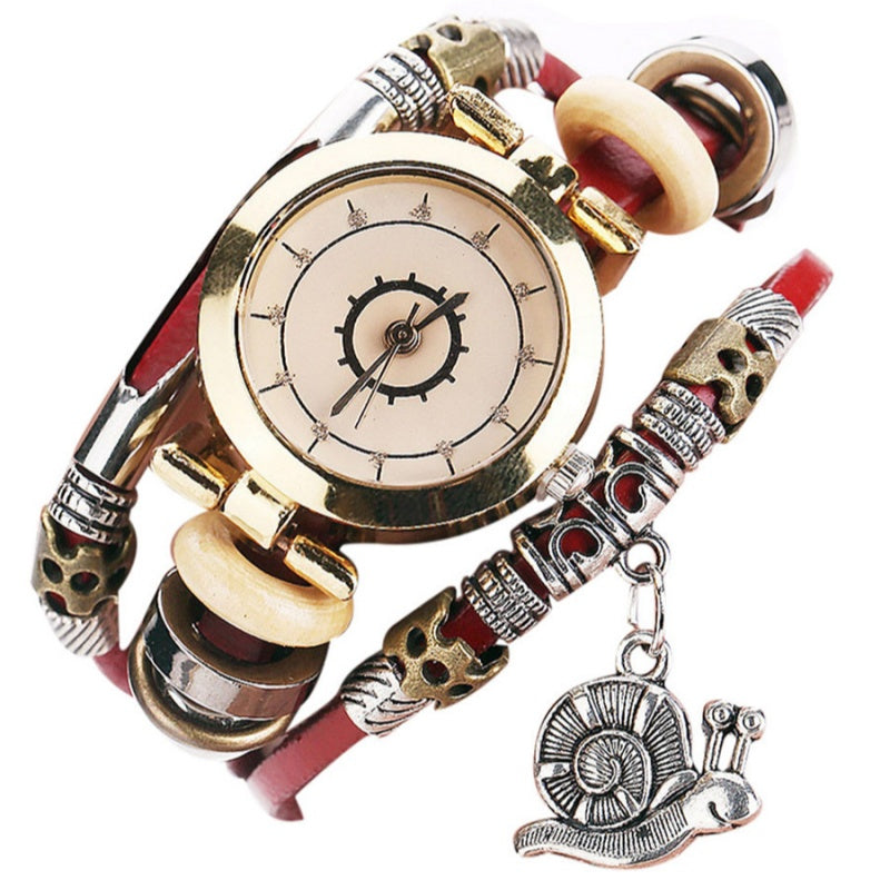 Damenuhr im Vintage-Stil mit Armbanduhr, Lederarmband und Schneckenanhänger